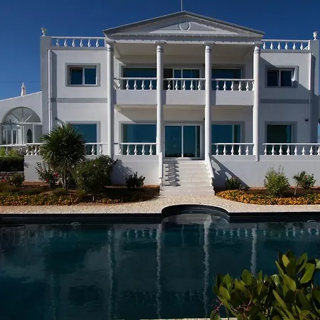 Quinta Essencia Bed & Breakfast *